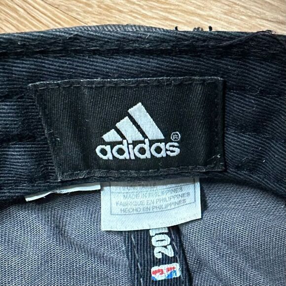 Adidas Golden State Warriors 2017 NBA Champions Adjustable Hat - Picture 10 of 11